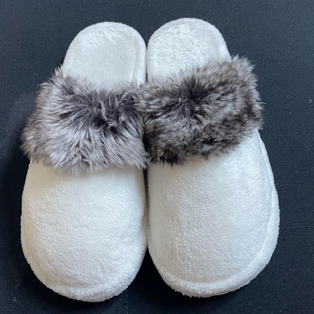 Pottery Barn Slippers
